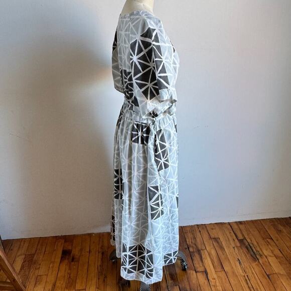 SEEK COLLECTIVE Roma Dress in Geode - Picture 3 of 9